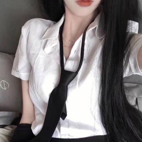 青春激光封面