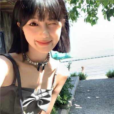 我们是恶魔封面